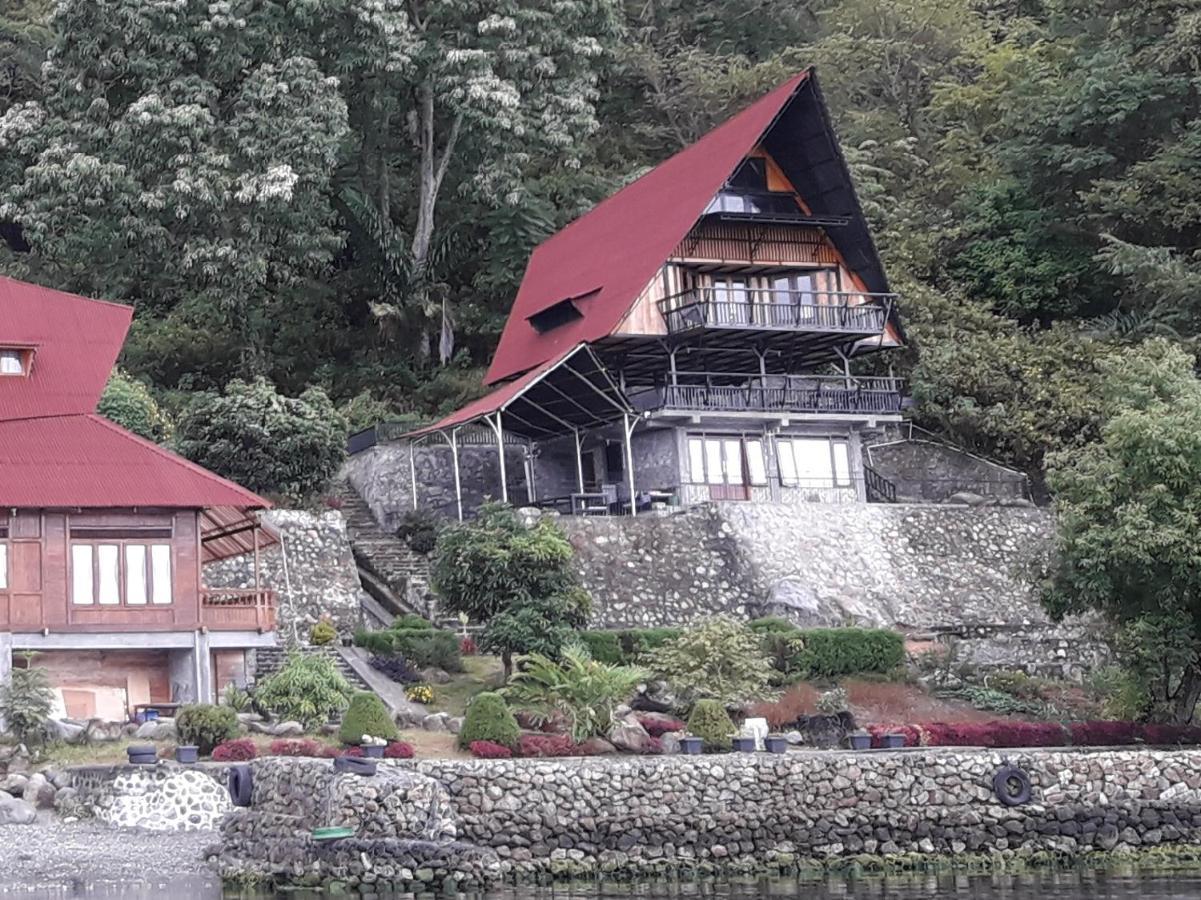 Pondok Berata Dapdap Balige Exterior photo