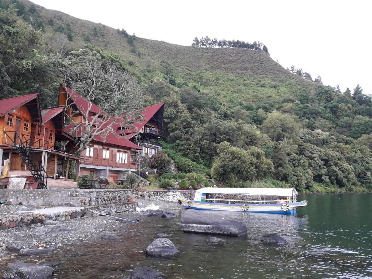 Pondok Berata Dapdap Balige Exterior photo