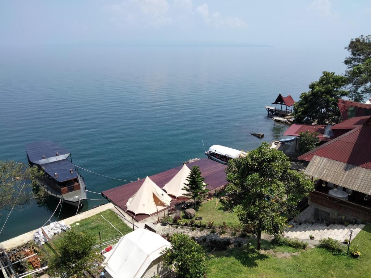 Pondok Berata Dapdap Balige Exterior photo